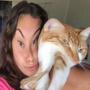 Meet your Posher, Julia